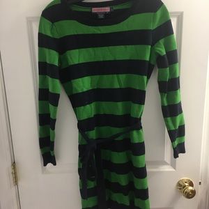 Green and Navy Vineyard vines dress